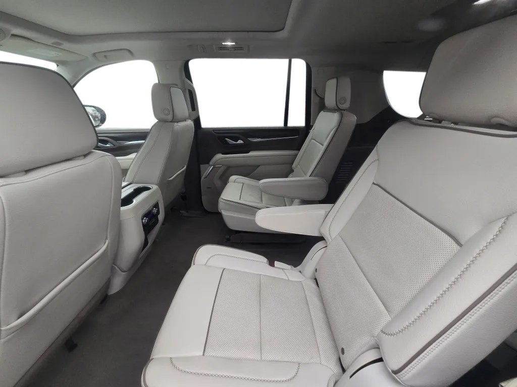 2022 GMC Yukon XL 4WD Denali