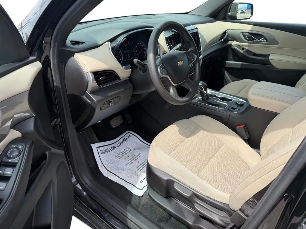 2023 Chevrolet Traverse FWD LS