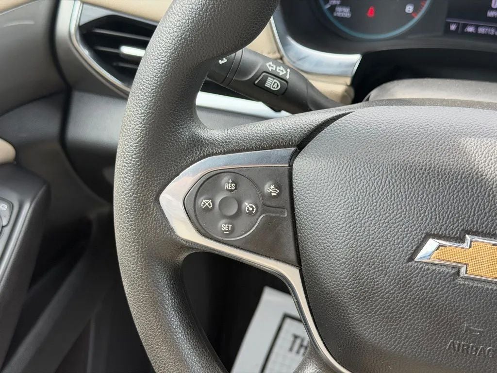 2023 Chevrolet Traverse FWD LS