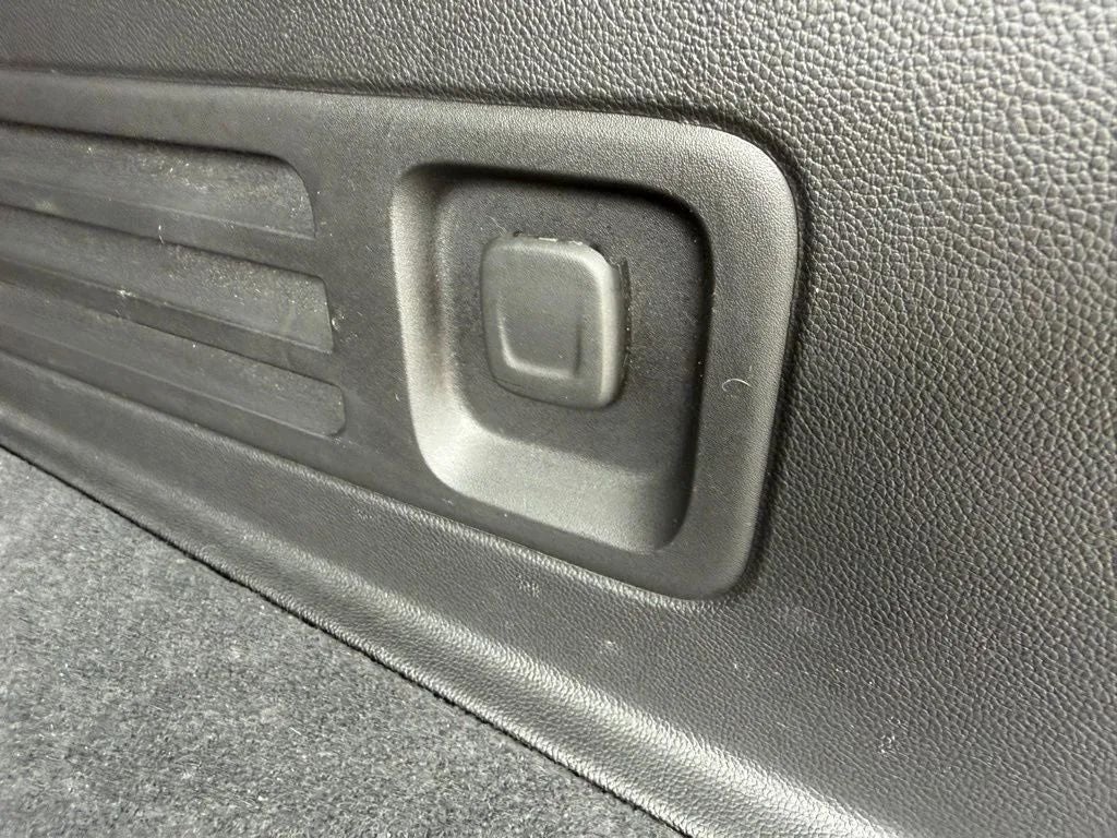 2023 Chevrolet Traverse FWD LS