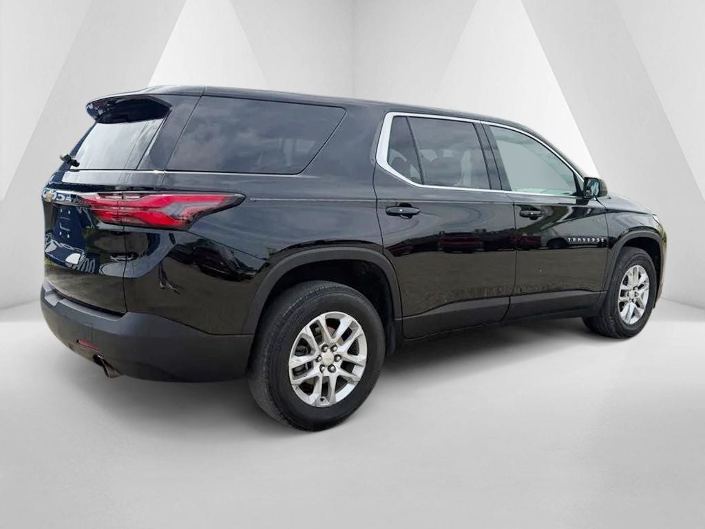 2023 Chevrolet Traverse FWD LS