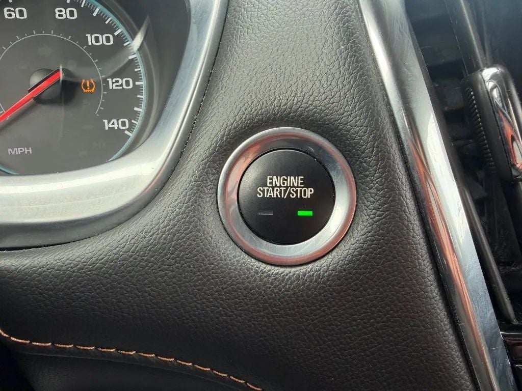 2021 Chevrolet Traverse FWD LT Cloth