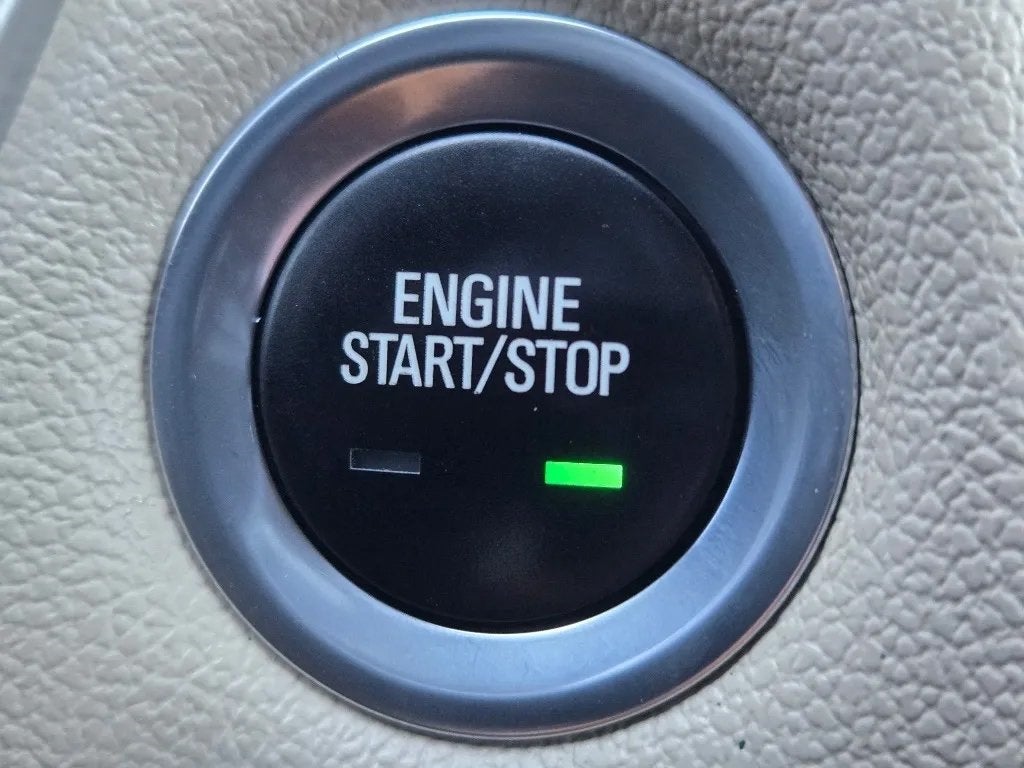 2022 Chevrolet Traverse FWD LT Cloth