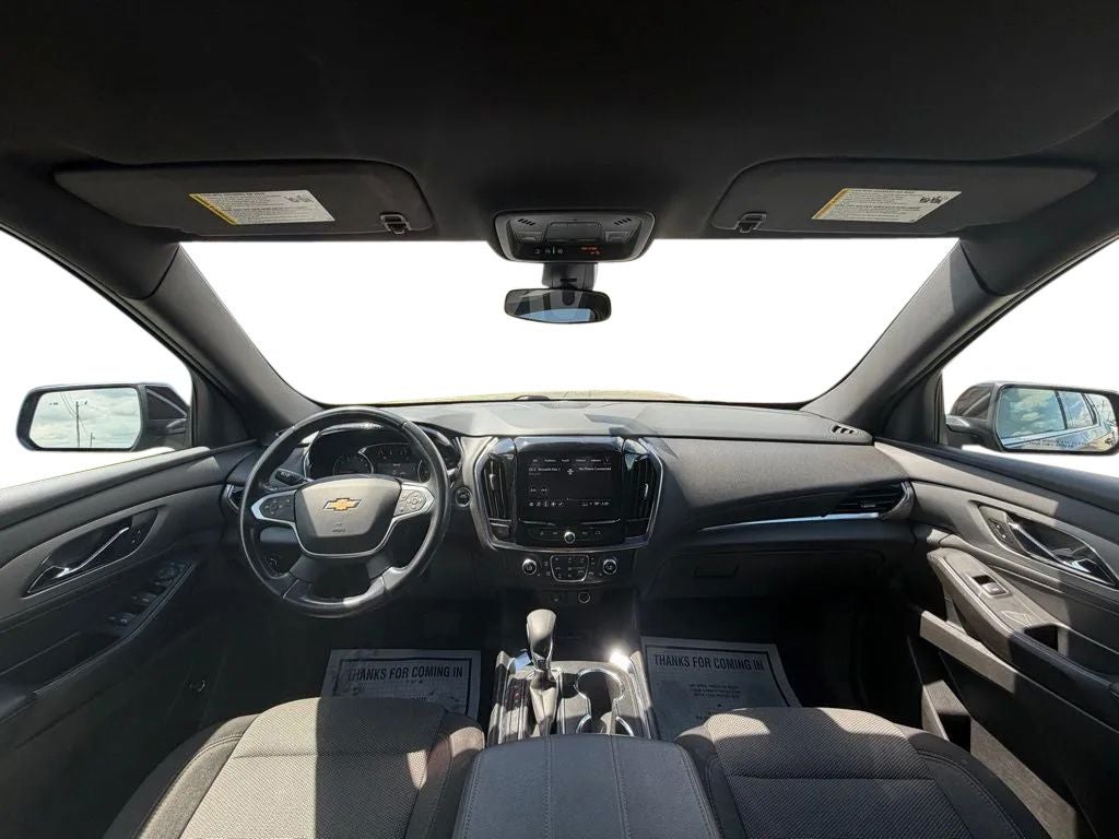2022 Chevrolet Traverse LT Cloth