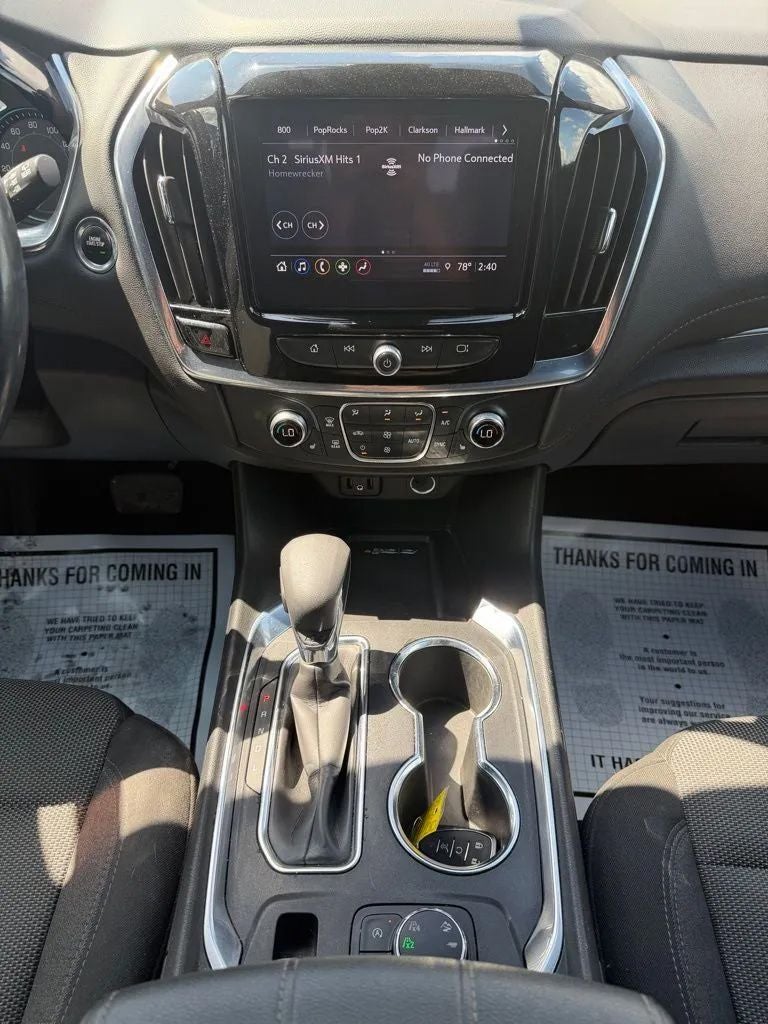 2022 Chevrolet Traverse LT Cloth