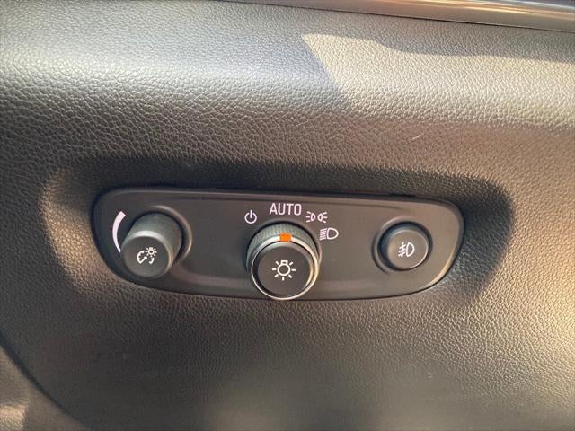 2020 Chevrolet Traverse AWD LT Cloth