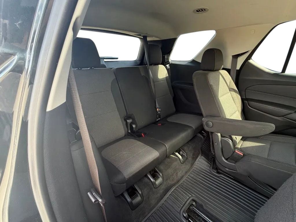 2020 Chevrolet Traverse AWD LT Cloth