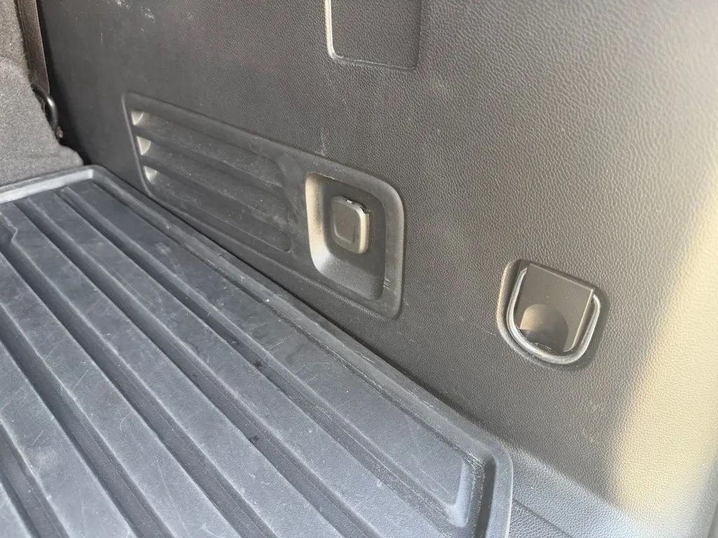 2020 Chevrolet Traverse AWD LT Cloth