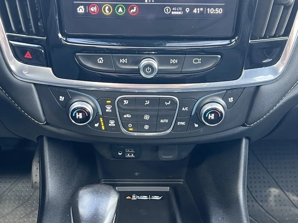 2022 Chevrolet Traverse AWD Premier