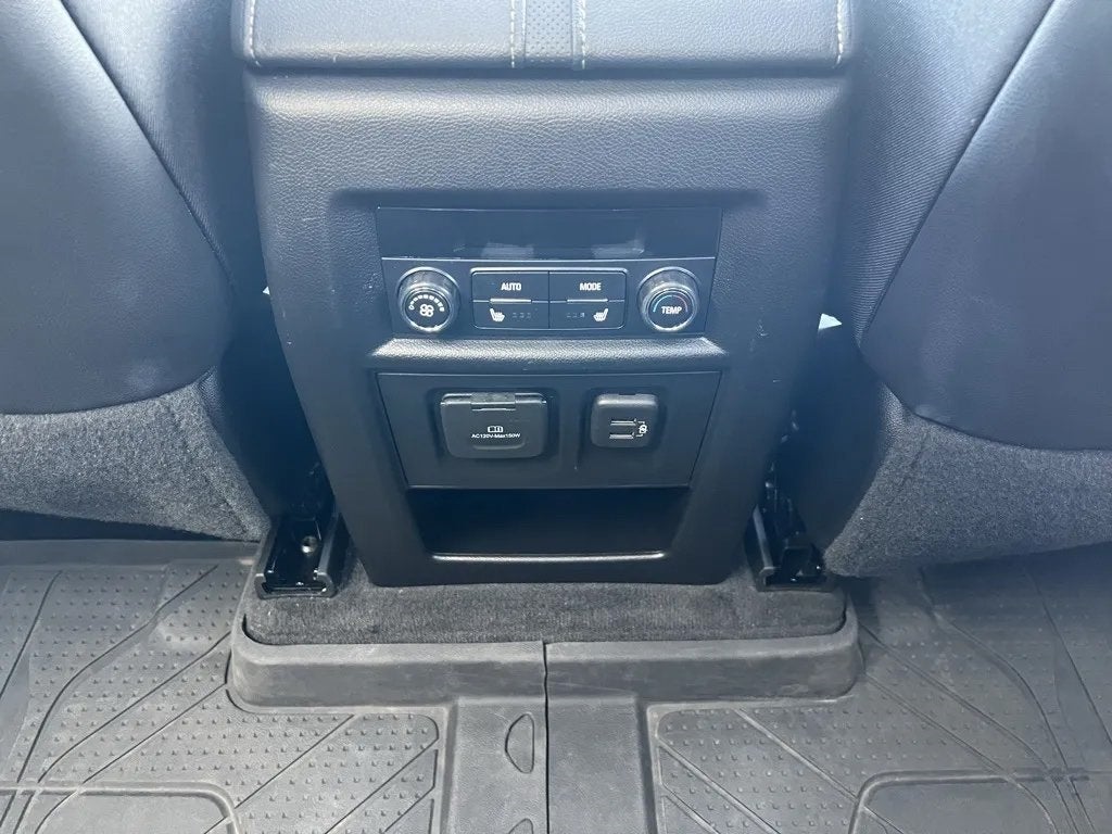 2022 Chevrolet Traverse AWD Premier