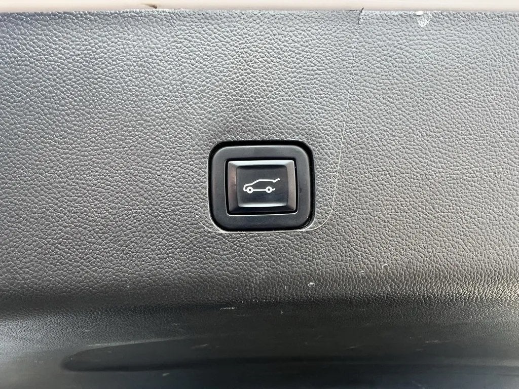 2022 Chevrolet Traverse AWD Premier