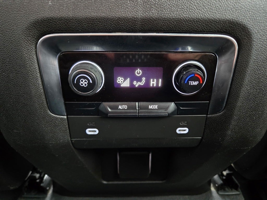 2021 Chevrolet Suburban LS