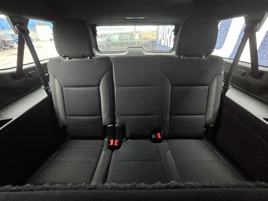 2021 Chevrolet Suburban LS