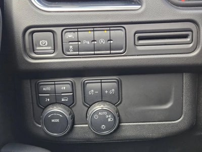 2024 Chevrolet Suburban 4WD LT