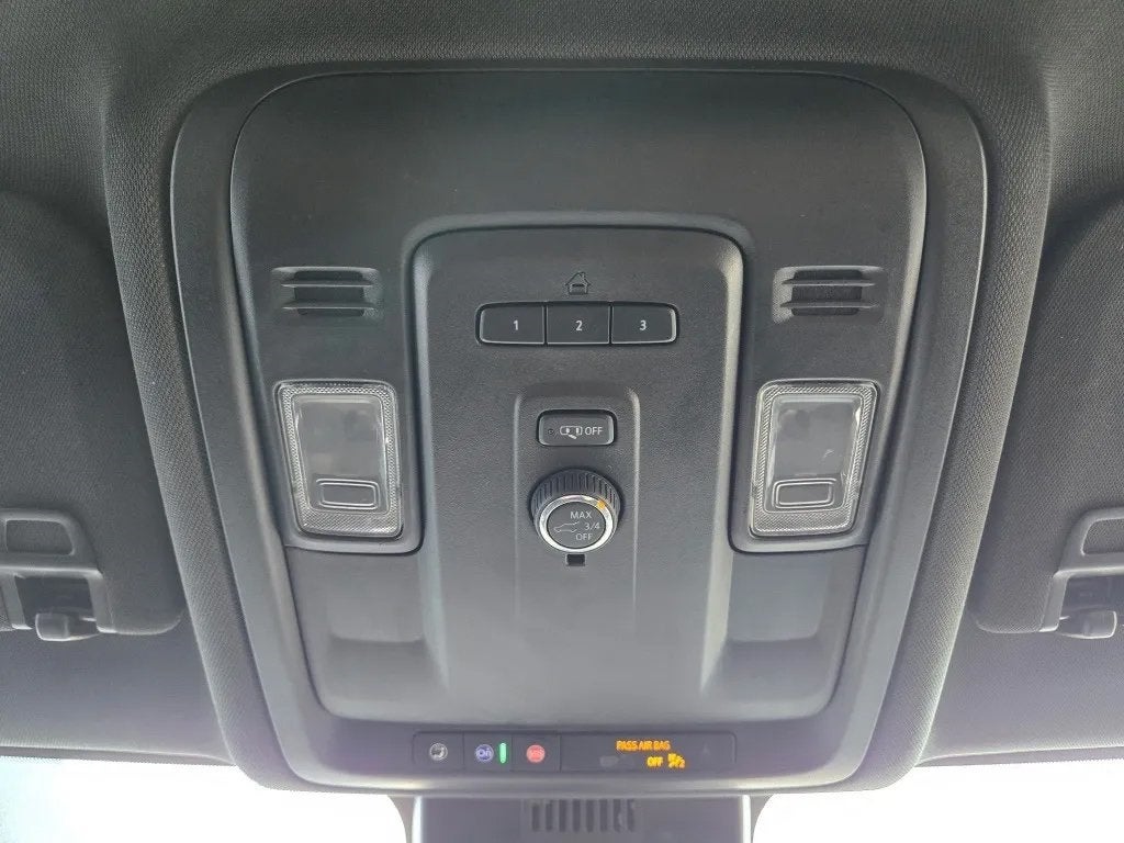 2024 Chevrolet Suburban 4WD LT