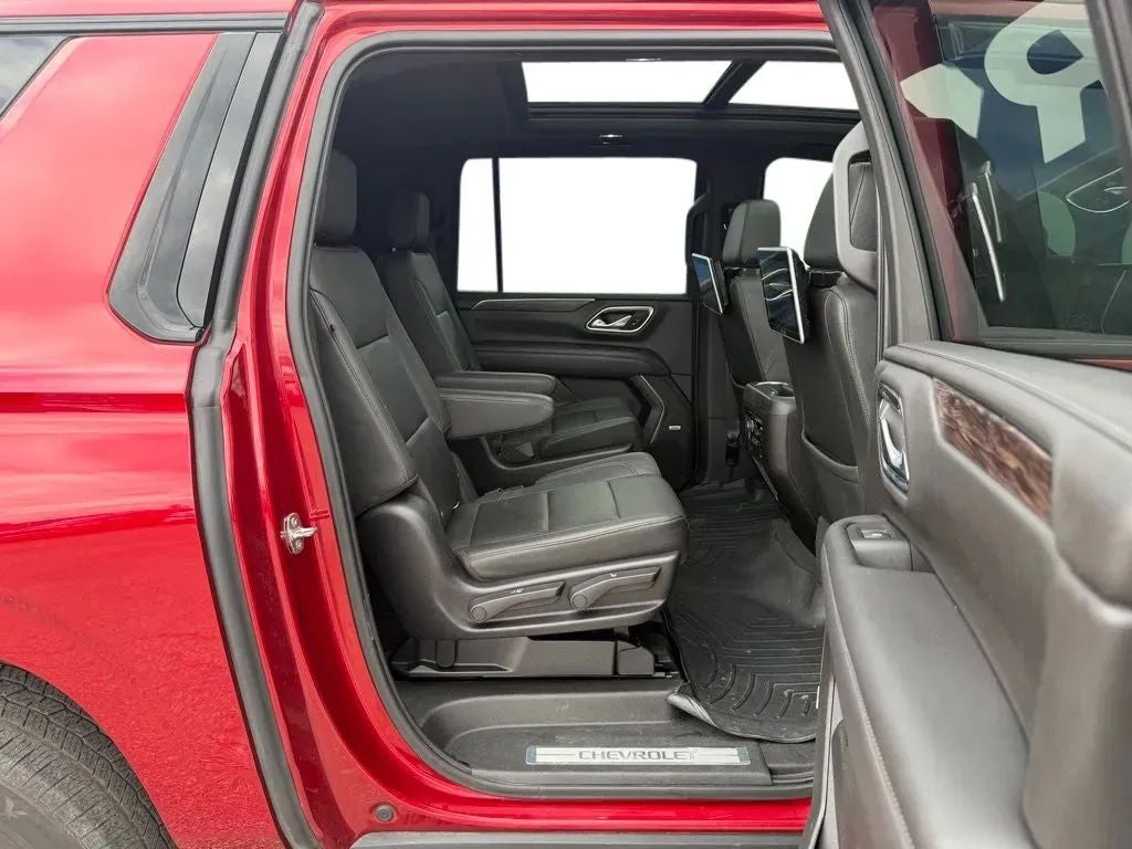 2021 Chevrolet Suburban 4WD Z71