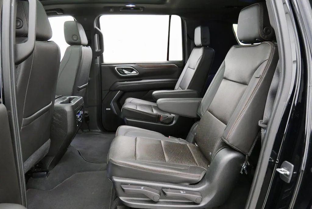 2021 Chevrolet Suburban High Country