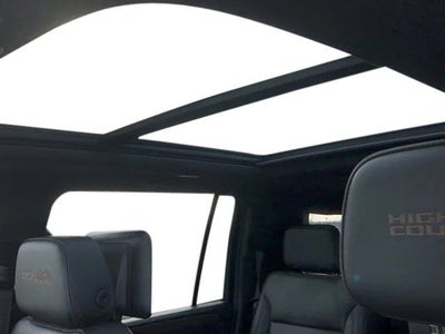 2021 Chevrolet Suburban 4WD High Country