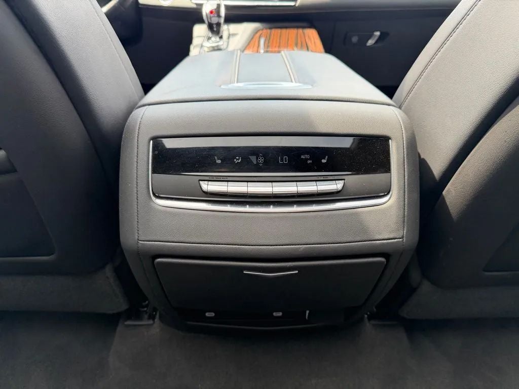 2023 Cadillac Escalade 4WD Premium Luxury