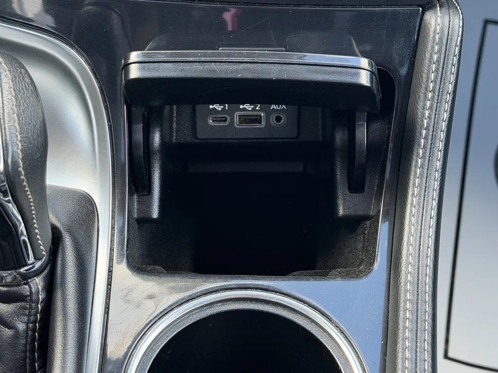 2023 Nissan Maxima SL