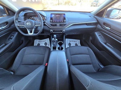 2024 Nissan Altima SV FWD