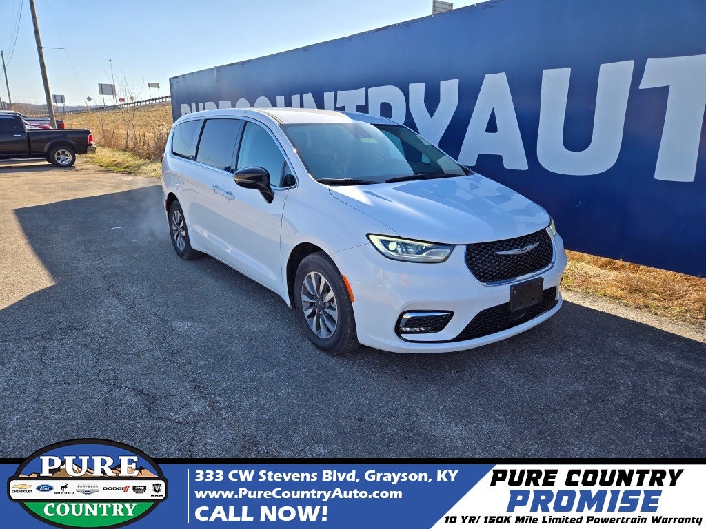 2024 Chrysler Pacifica PHEV Select