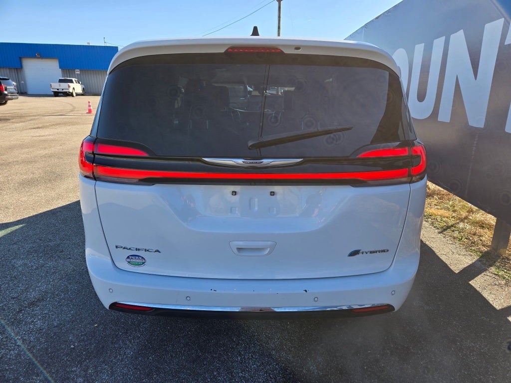 2024 Chrysler Pacifica Hybrid Select