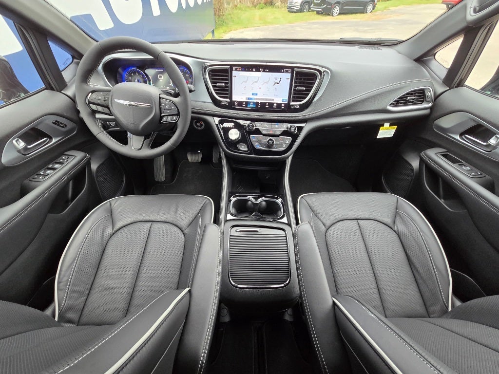 2026 Chrysler Pacifica PACIFICA SELECT AWD
