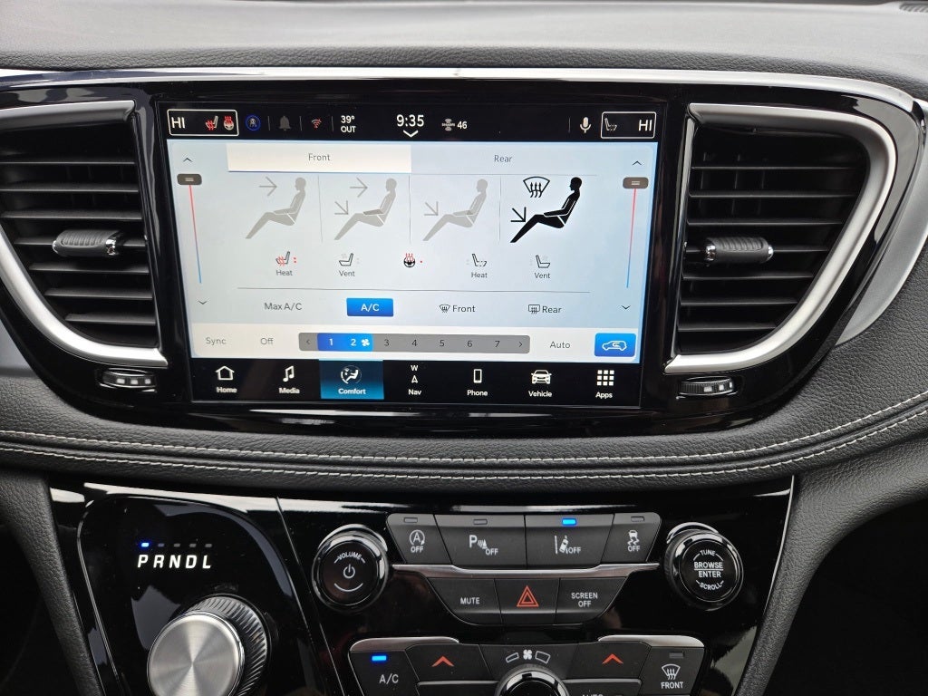 2026 Chrysler Pacifica PACIFICA SELECT AWD