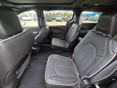 2026 Chrysler Pacifica PACIFICA SELECT AWD