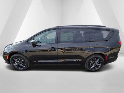 2026 Chrysler Pacifica PACIFICA SELECT AWD