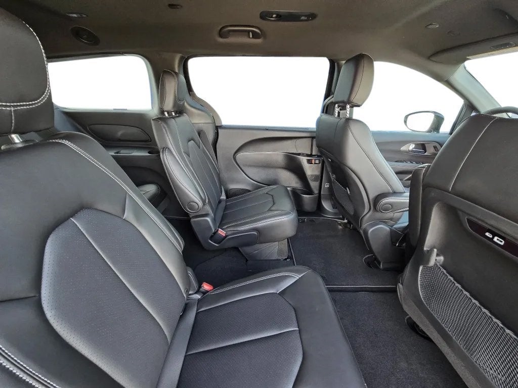 2026 Chrysler Pacifica PACIFICA SELECT AWD