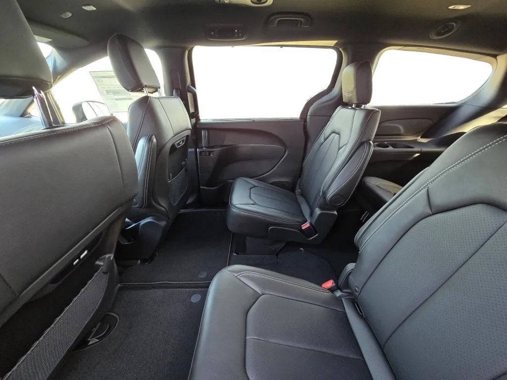 2026 Chrysler Pacifica PACIFICA LIMITED AWD