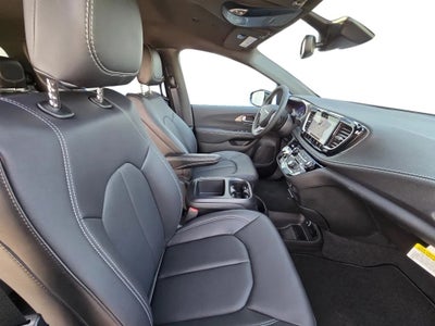 2026 Chrysler Pacifica PACIFICA LIMITED AWD