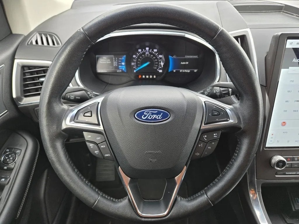 2021 Ford Edge Titanium