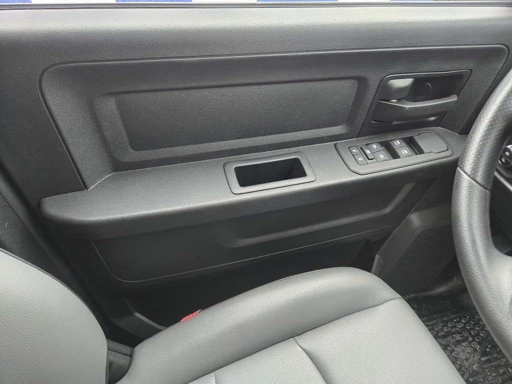 2026 RAM Ram 3500 RAM 3500 TRADESMAN CREW CAB 4X4 6'4' BOX