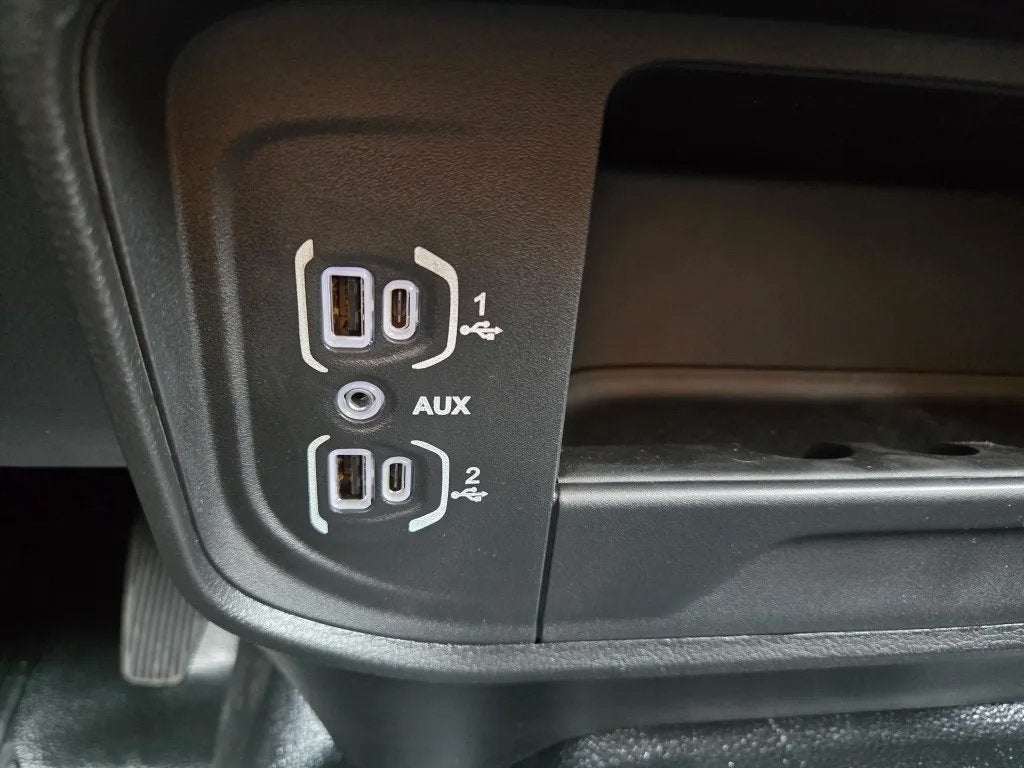 2026 RAM Ram 3500 RAM 3500 TRADESMAN CREW CAB 4X4 6'4' BOX