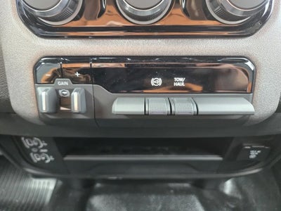 2026 RAM Ram 3500 RAM 3500 TRADESMAN CREW CAB 4X4 6'4' BOX