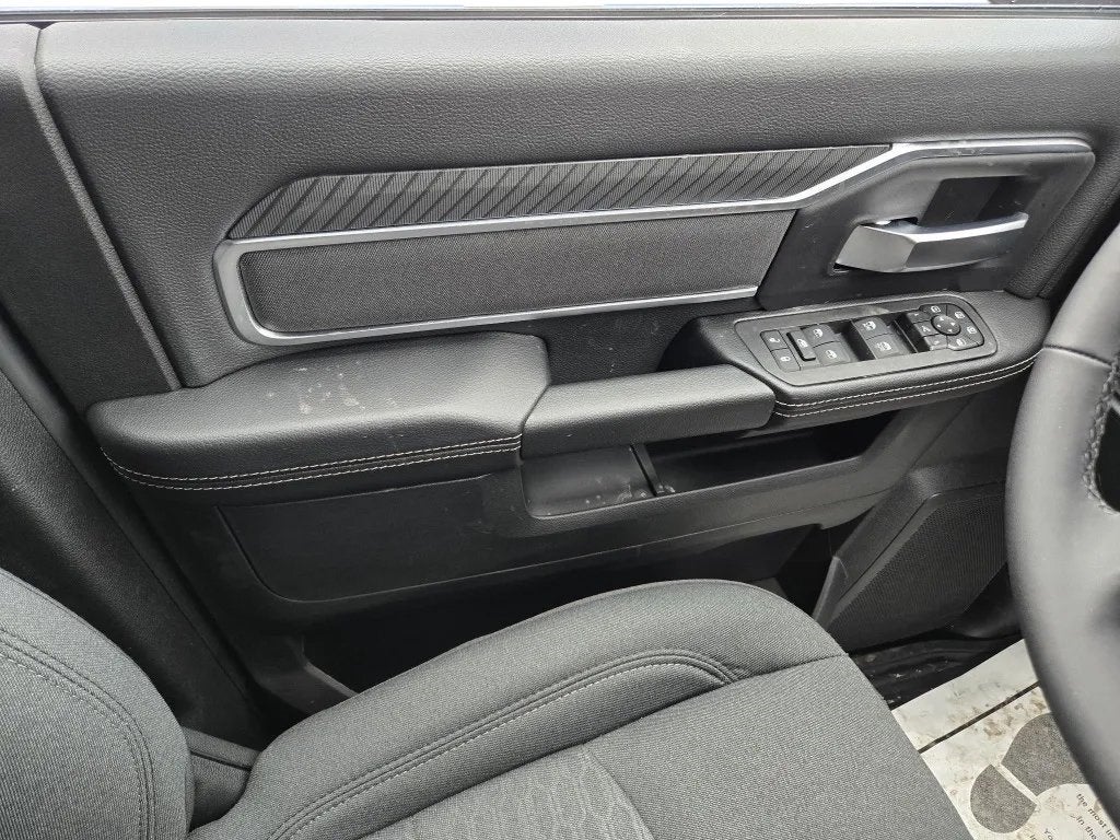 2026 RAM Ram 3500 RAM 3500 BIG HORN CREW CAB 4X4 6'4' BOX