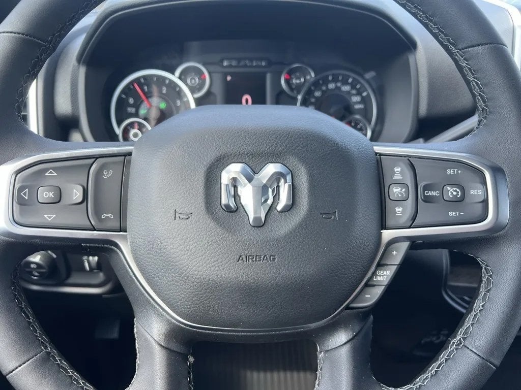 2025 RAM Ram 2500 RAM 2500 BIG HORN CREW CAB 4X2 6'4' BOX