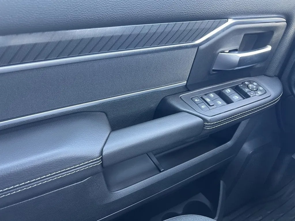 2025 RAM Ram 2500 RAM 2500 BIG HORN CREW CAB 4X2 6'4' BOX