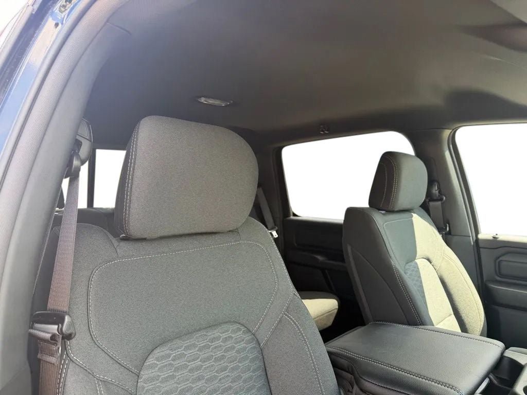 2026 RAM Ram 1500 RAM 1500 TRADESMAN CREW CAB 4X4 5'7' BOX