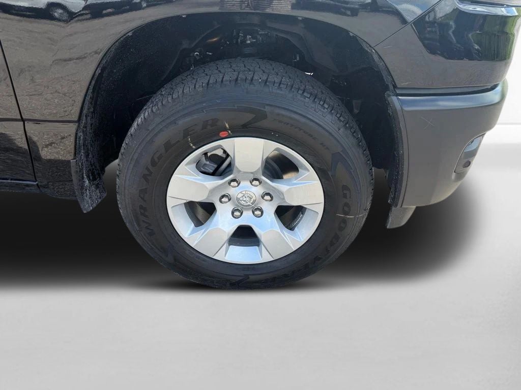 2026 RAM Ram 1500 RAM 1500 TRADESMAN CREW CAB 4X4 5'7' BOX