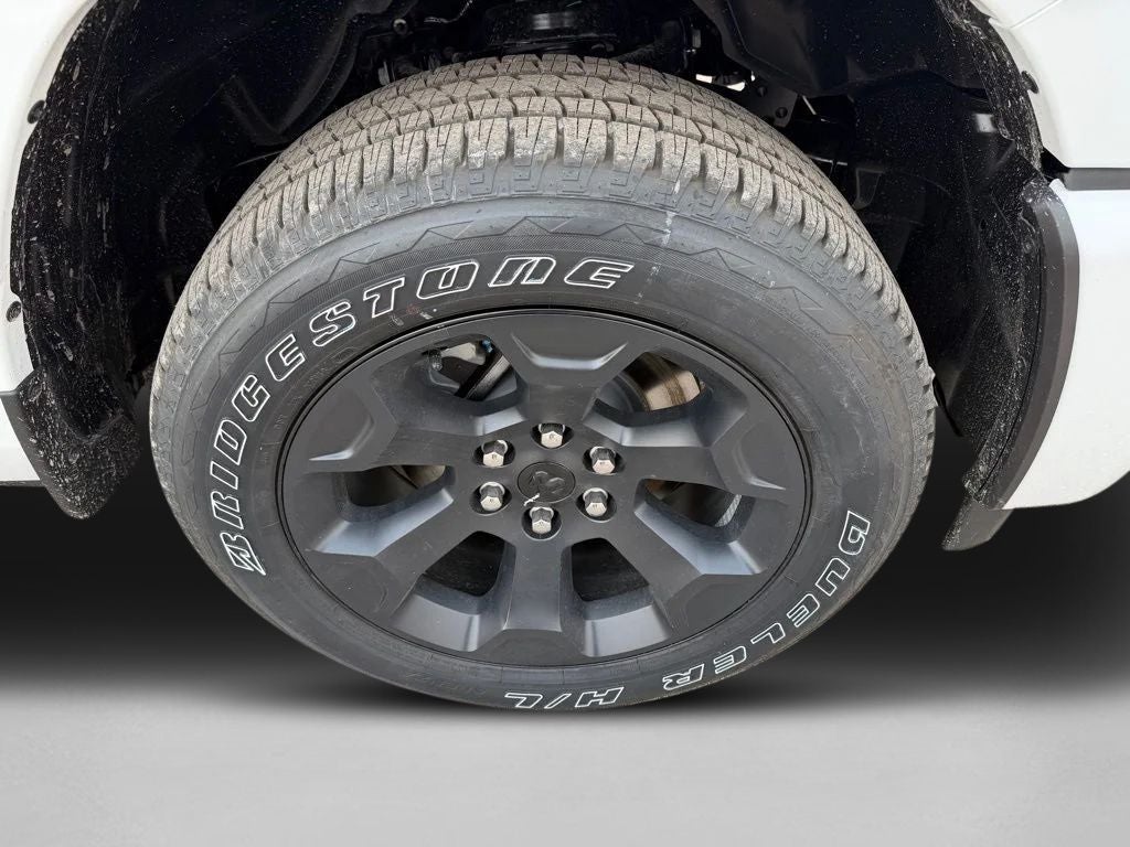 2026 RAM Ram 1500 RAM 1500 EXPRESS CREW CAB 4X4 5'7' BOX