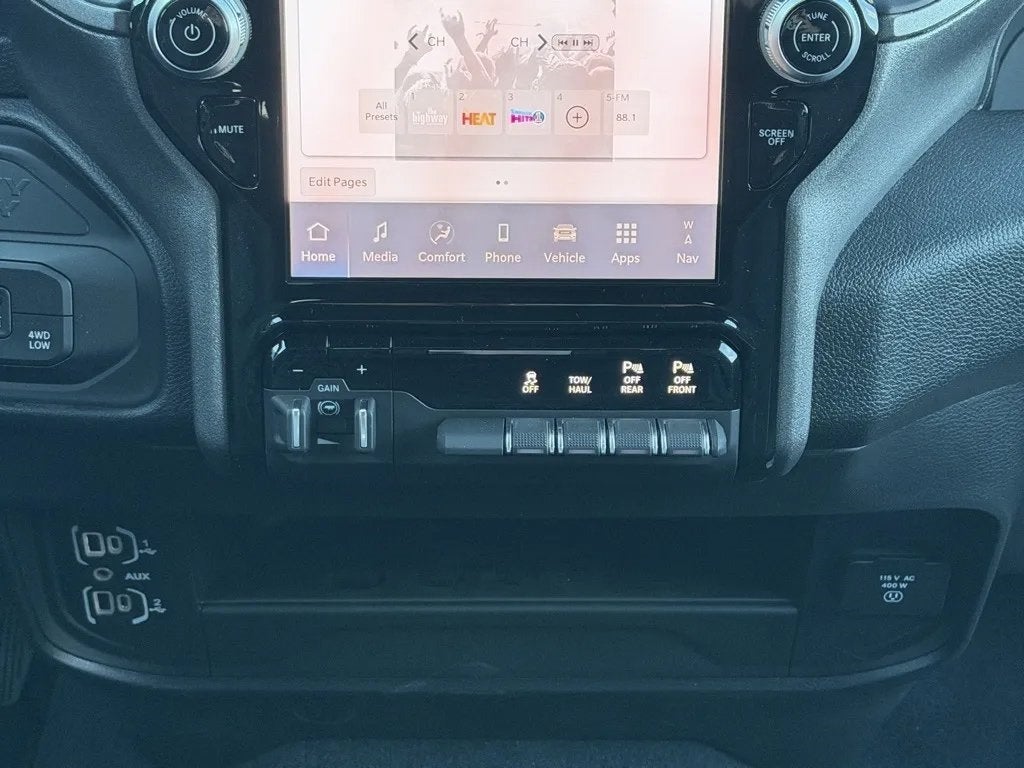 2026 RAM Ram 2500 RAM 2500 TRADESMAN CREW CAB 4X4 6'4' BOX