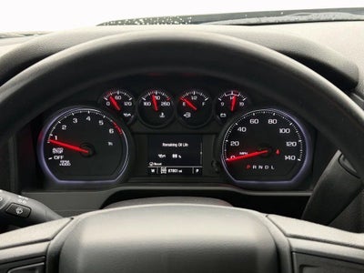 2023 Chevrolet Silverado 1500 4WD Crew Cab Short Bed Custom