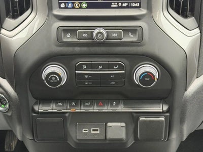 2023 Chevrolet Silverado 1500 4WD Crew Cab Short Bed Custom