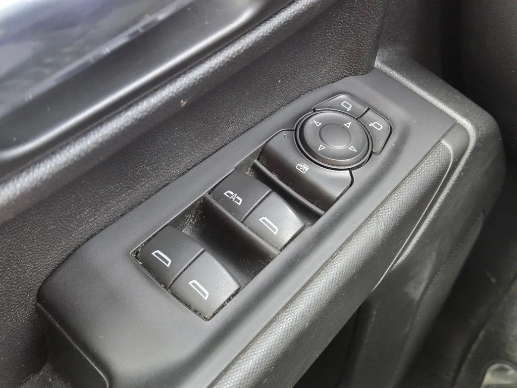 2022 Chevrolet Silverado 1500 LTD 4WD Crew Cab Short Bed Custom