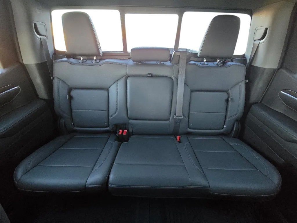 2023 Chevrolet Silverado 1500 4WD Crew Cab Short Bed RST