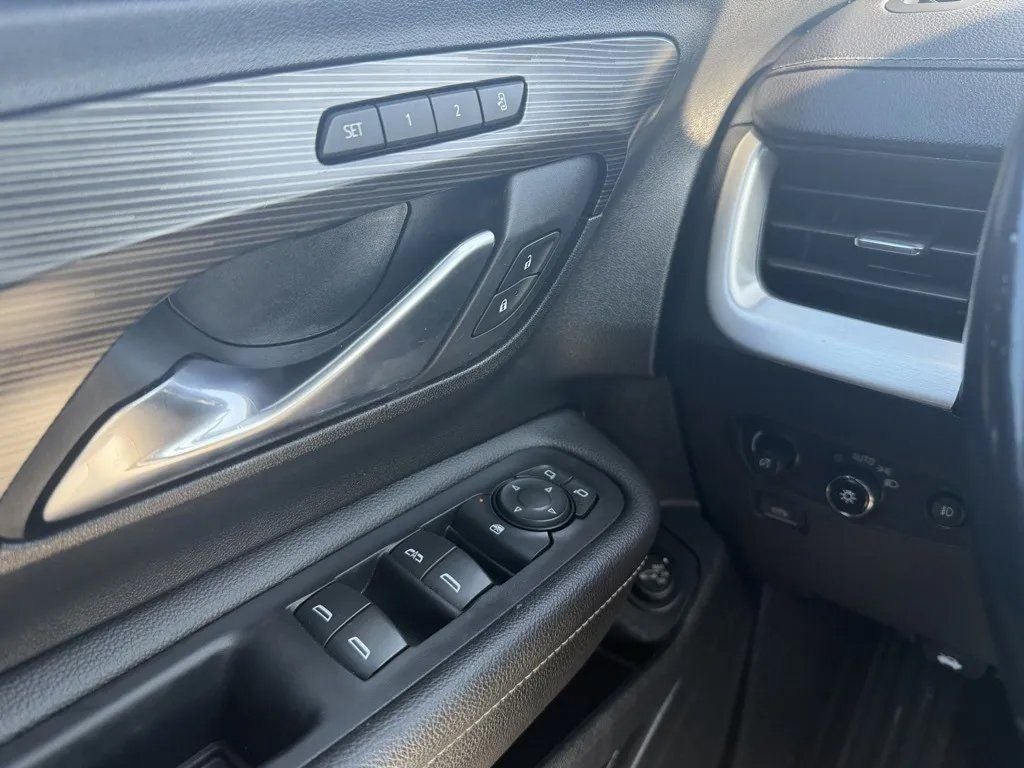 2022 GMC Terrain FWD SLT